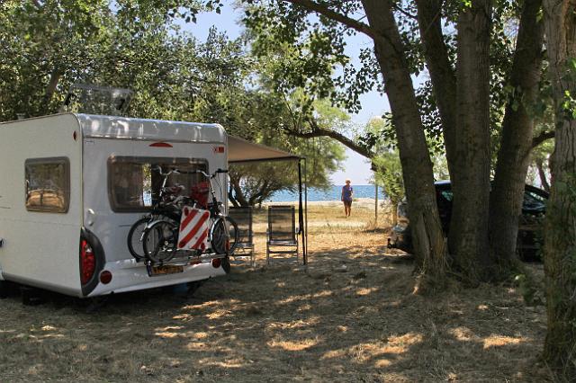 0001 Camping Au bord de la mer.JPG